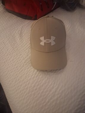 Under Armour Beige Fitted Baseball Cap with White Logo